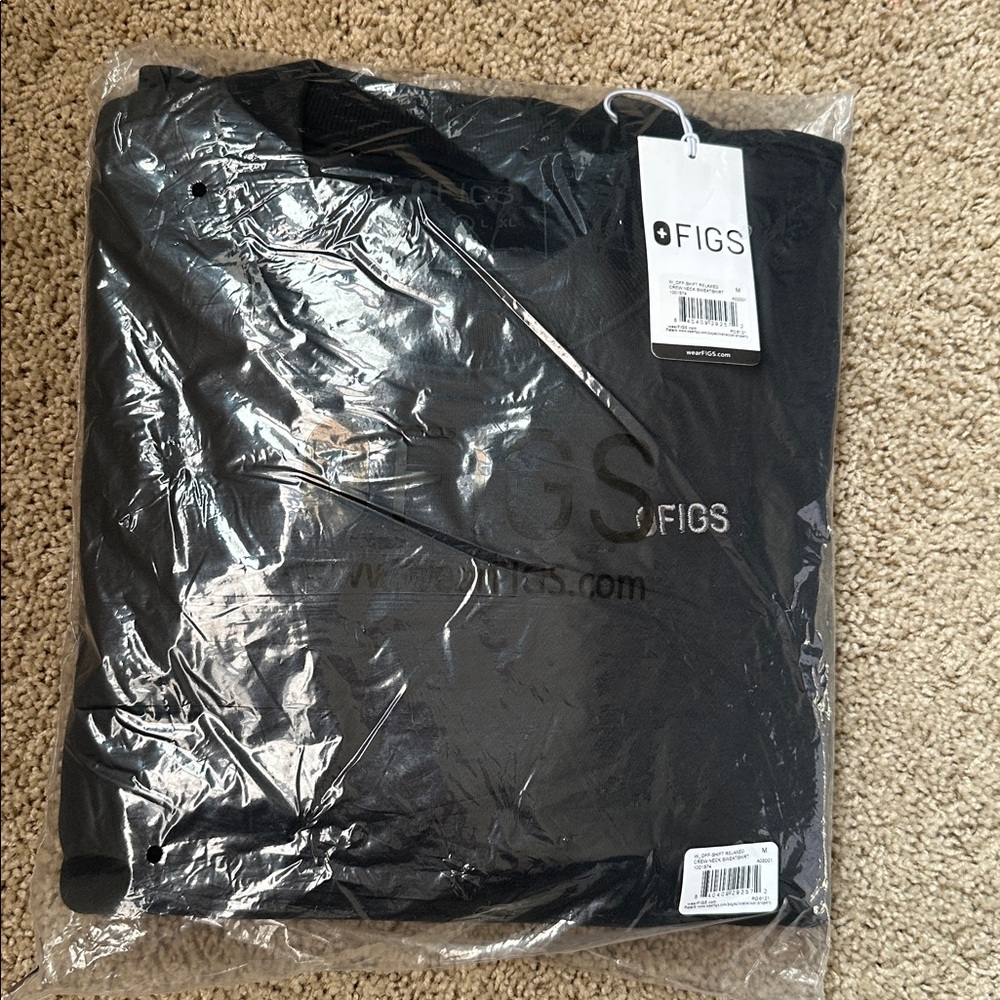 Figs Off-shift Relaxed Crew Neck Sweatshirt. Black. Size Medium.